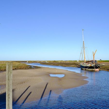 Sea Breeze Villa Blakeney  Exterior photo