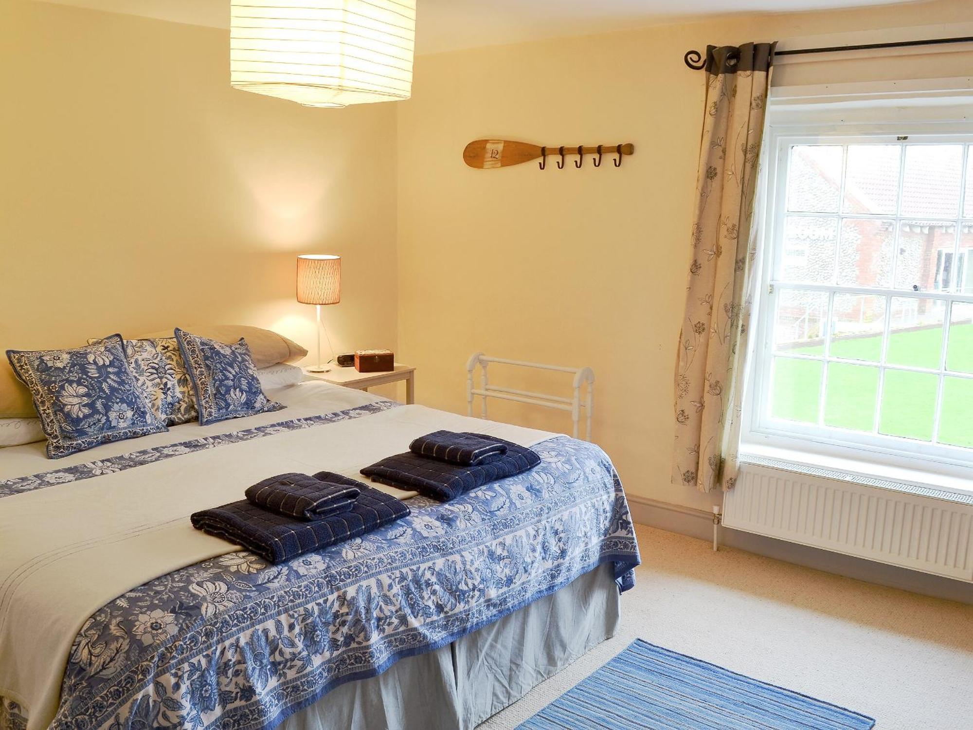 Sea Breeze Villa Blakeney  Exterior photo